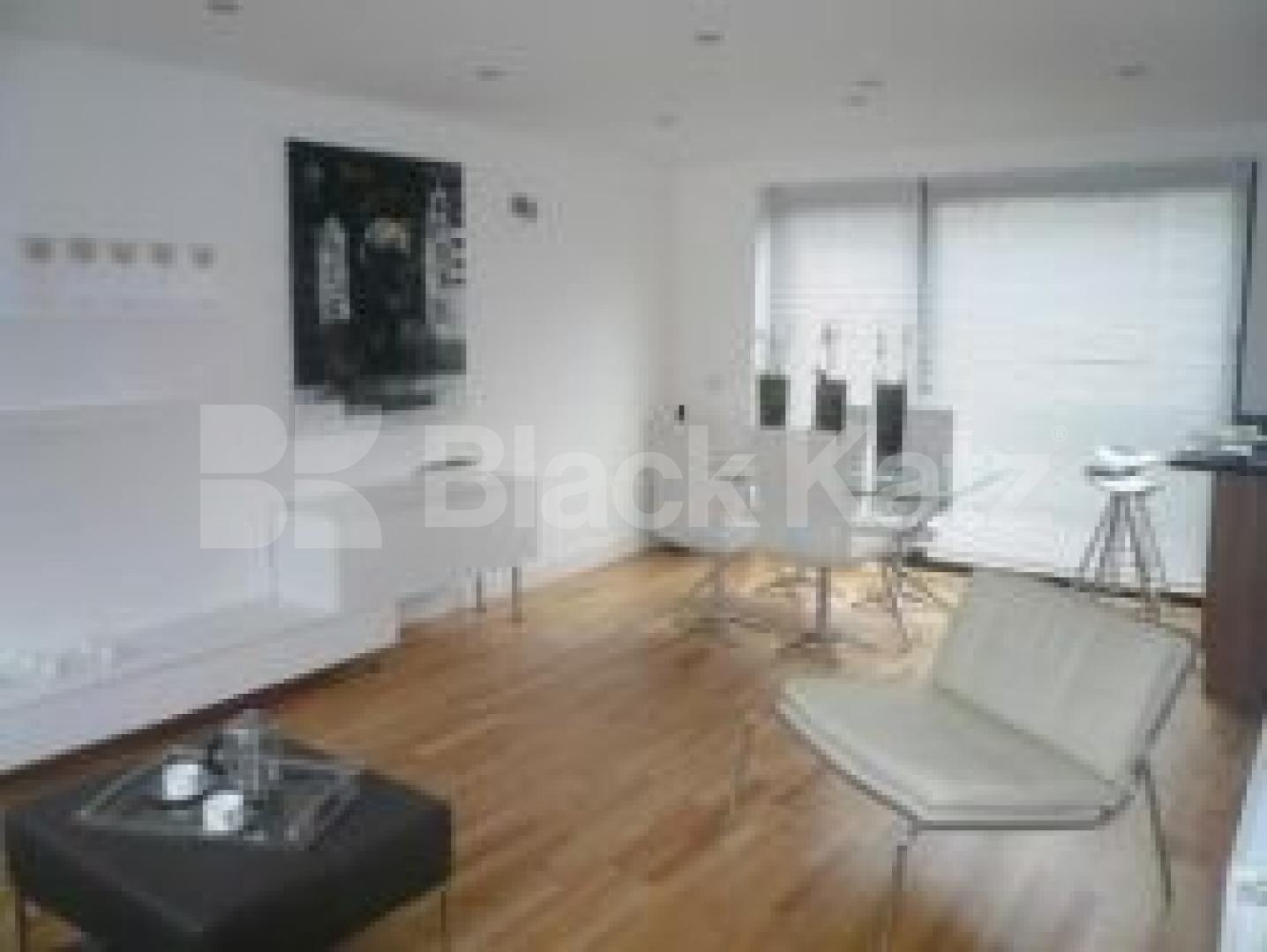 			3 Bedroom, 1 bath, 1 reception House			 Black Boy Lane, TOTTENHAM